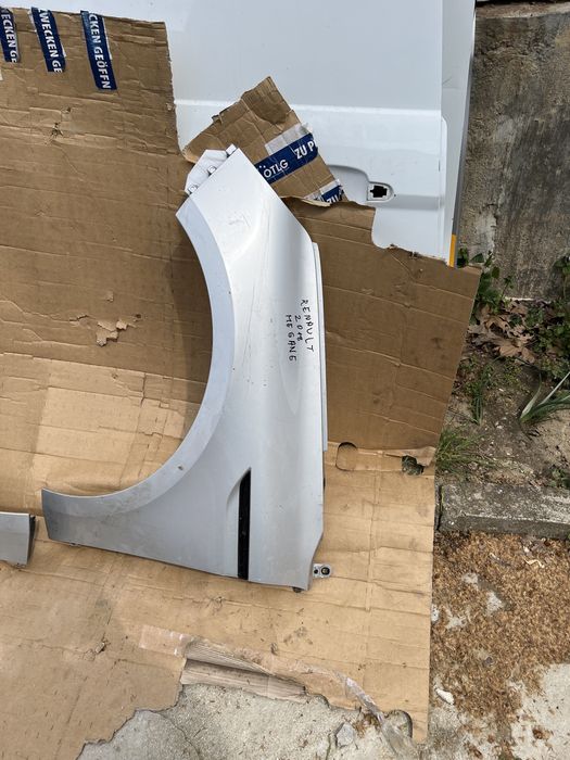 Renault Megane 2018 десен калник и ляв калник