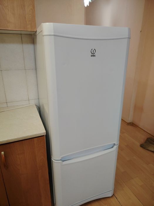 Холодильник продам