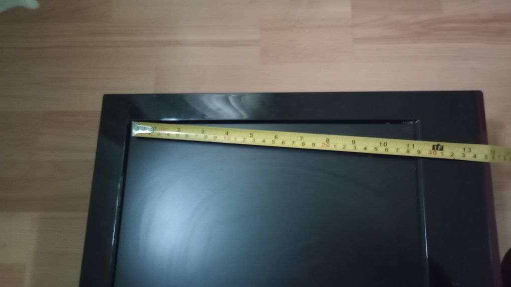 Vând televizor CMX