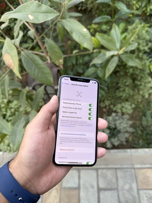 Iphone x ayfon x 64gb LL/A sotiladi holati ideal aybi yo face ishlidi