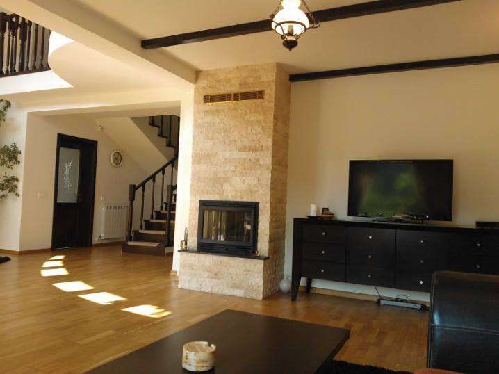 vilă/ cabană de lux in Valea Budului - Bacau