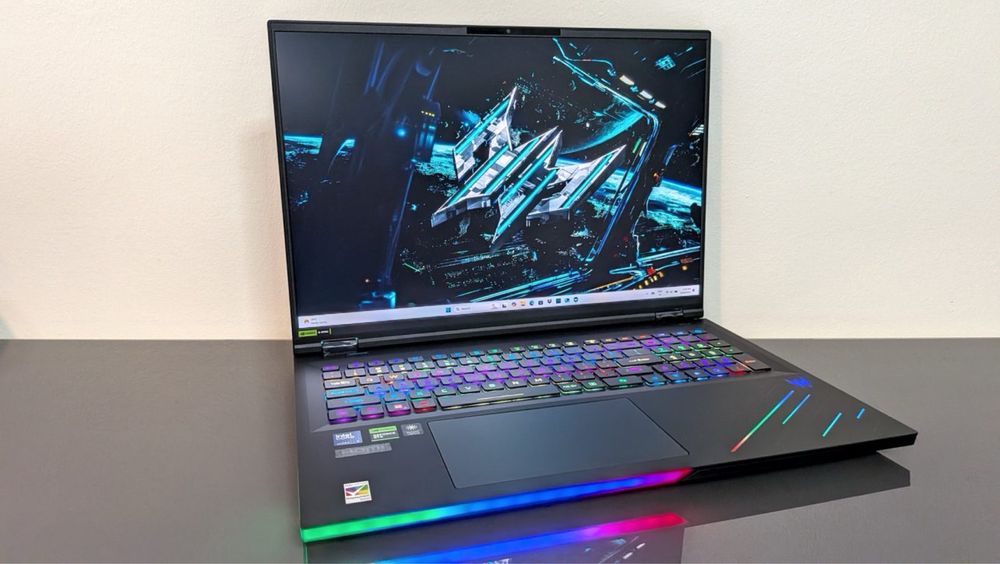 Acer Gaming Predator Helios 18" Intel Core I7-13700HX