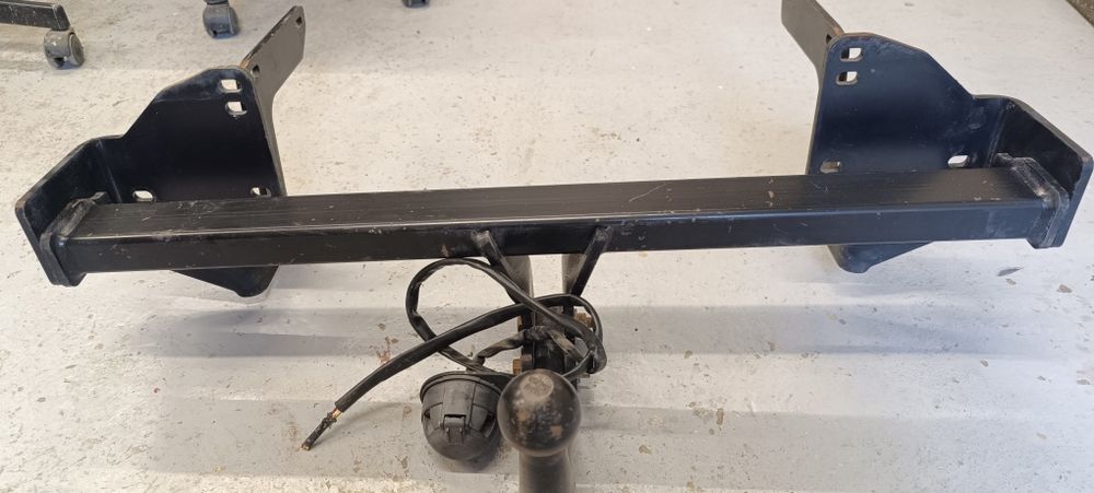 Cârlig remorcare Peugeot 308 bosal