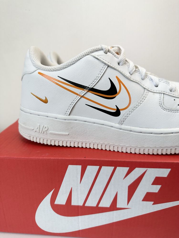 Nike Air Force 1 (38) Маратонки