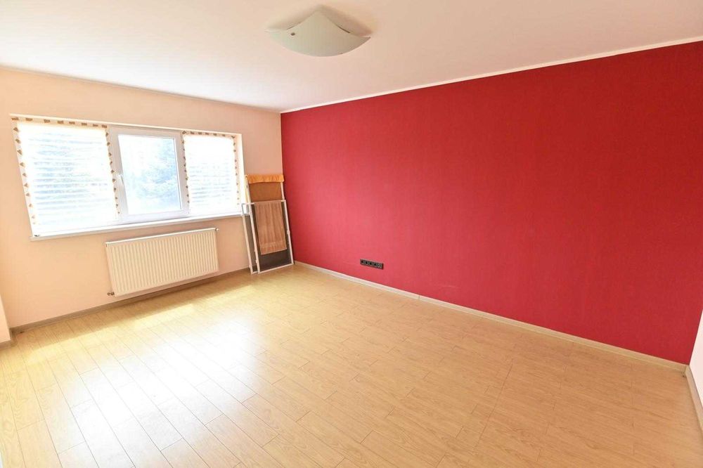 De vânzare –Apartament 2 camere renovat Deva, vis-a-vis de Liceul Auto