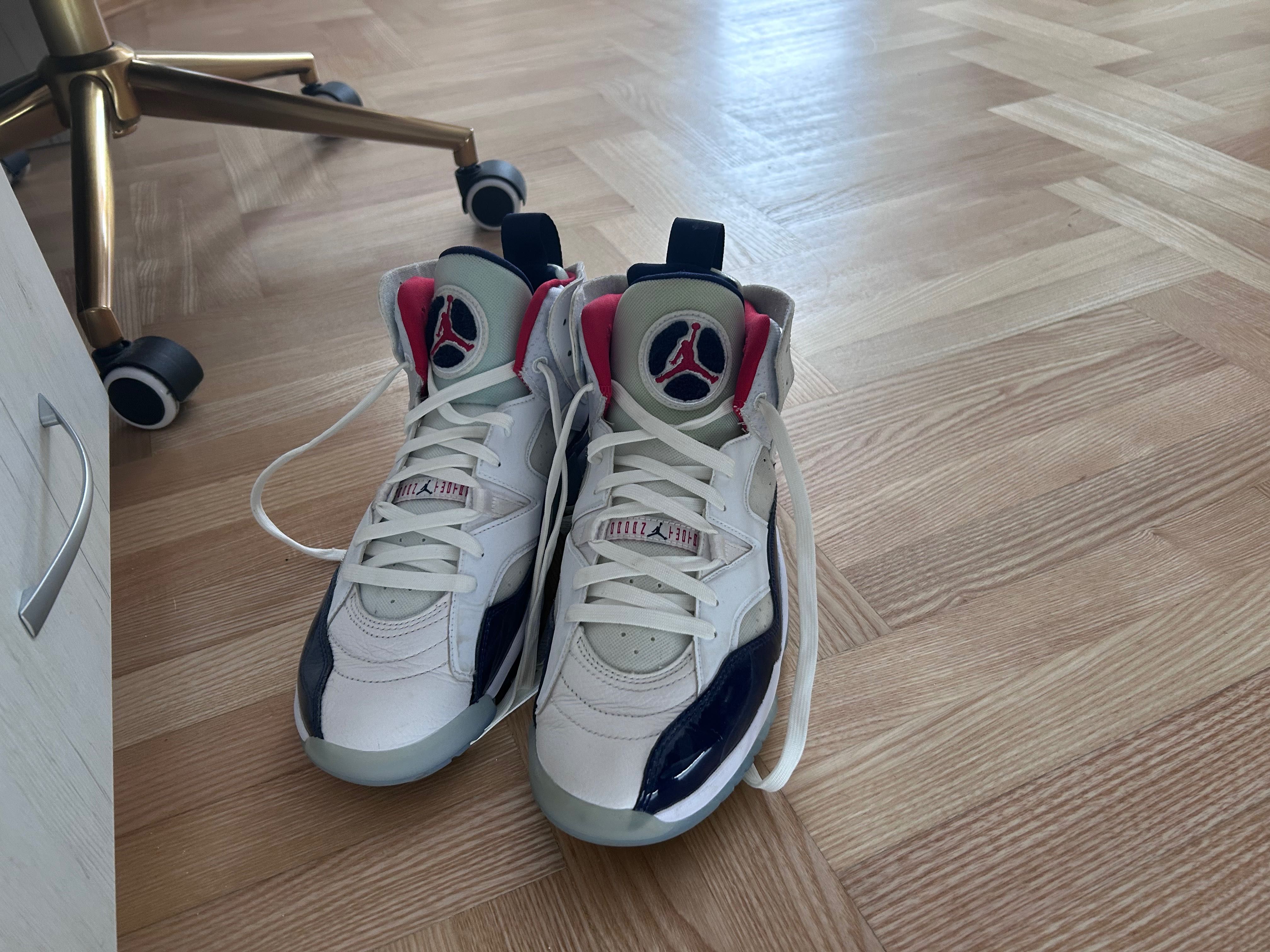 Nike Air Jordan 44,5