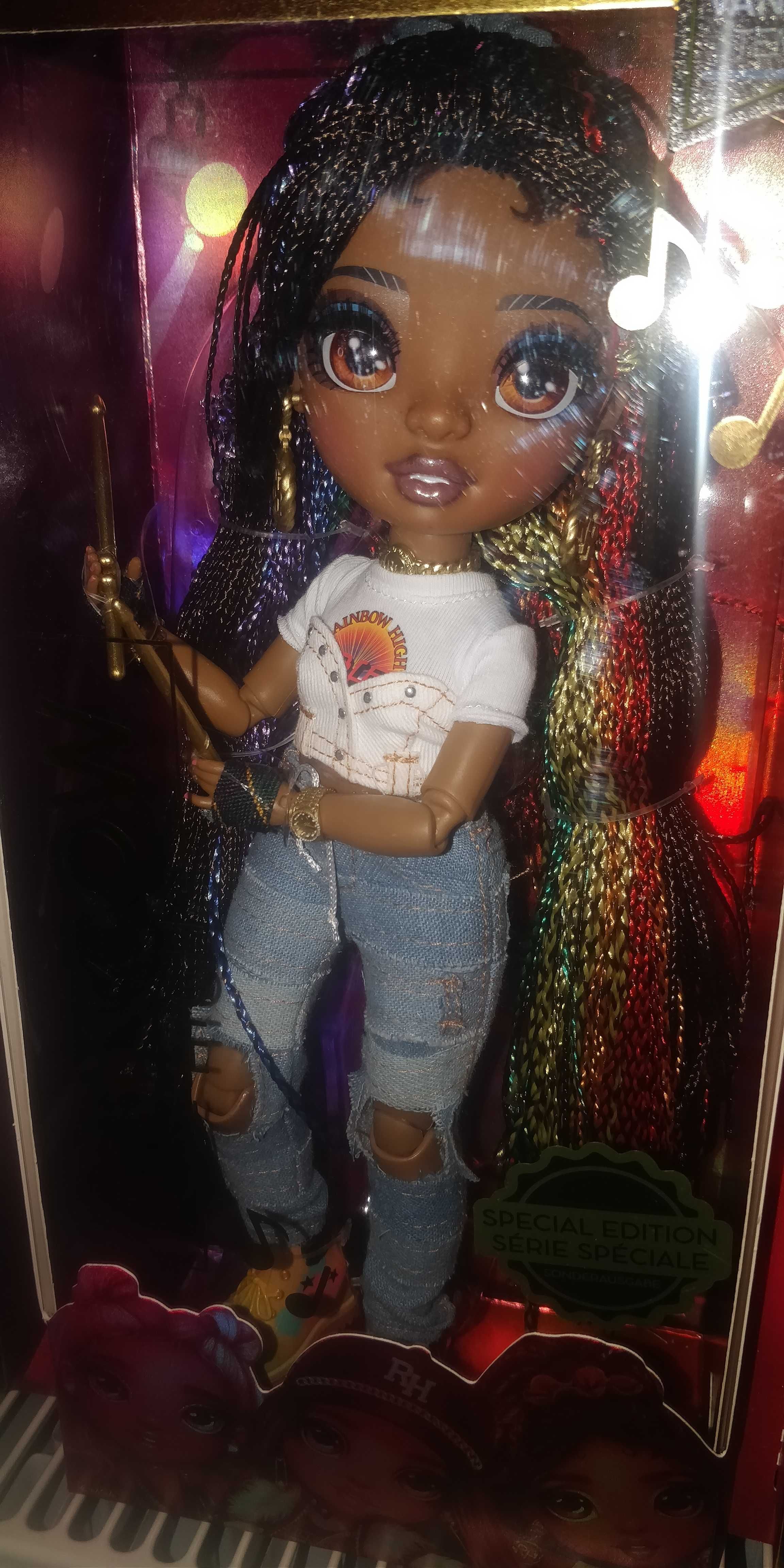Vanessa Tempo rainbow high rare doll