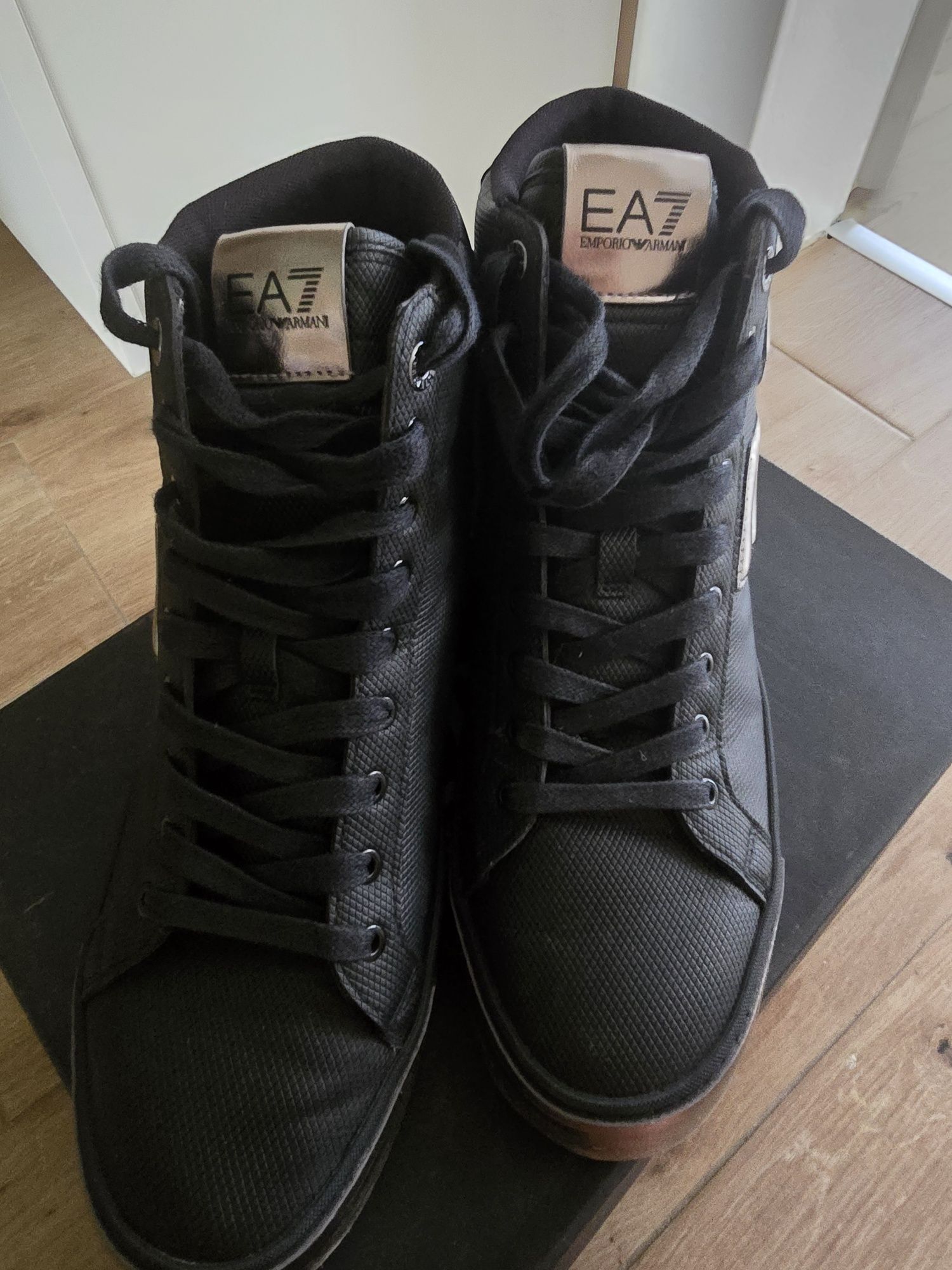 Високи кецове EA7