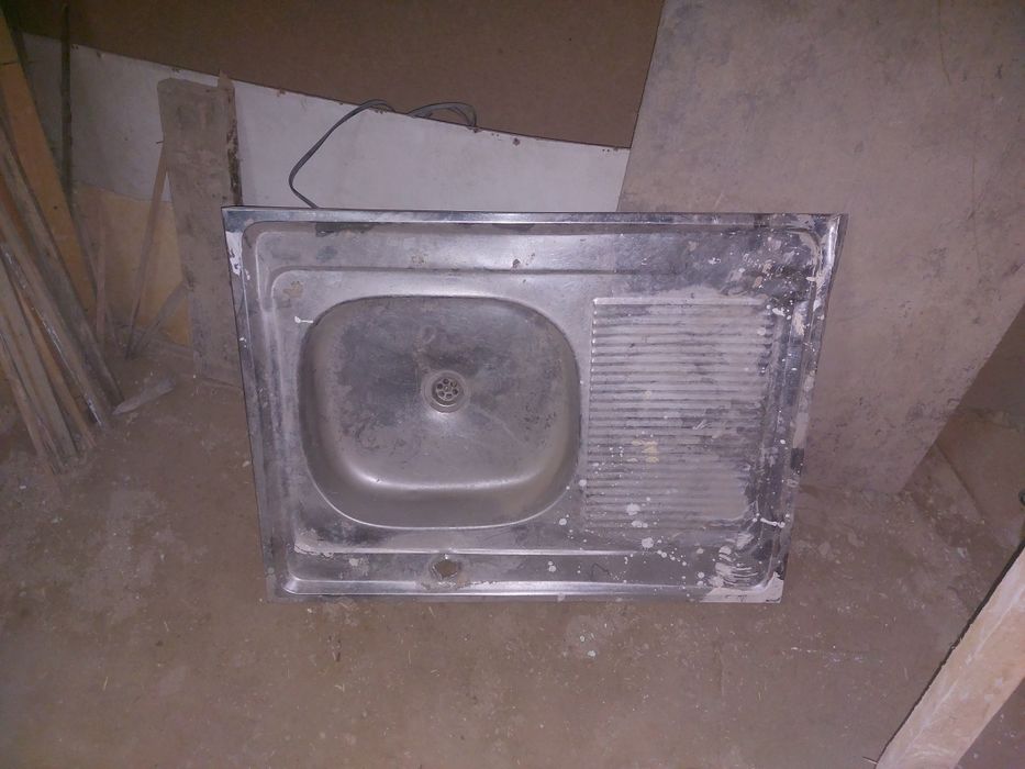 Мойка без тумбы.
