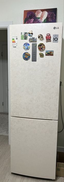 продам холодильник LG в отличном рабочем состоянии