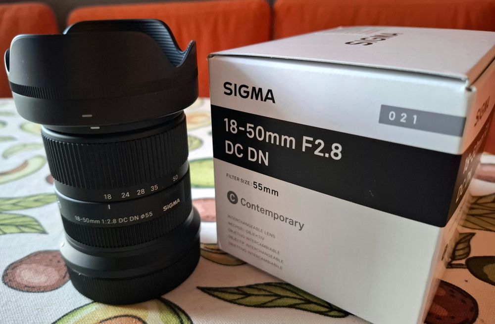 Sigma 18-50mm F2.8 обектив за Canon