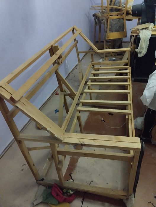 Деревянный каркас дивана и кресла,2 шт