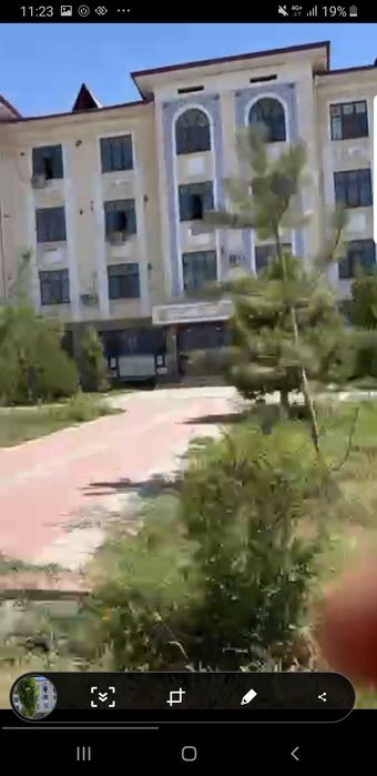 Sotiladi: 4 qavatli uyning podvali — 580 m²