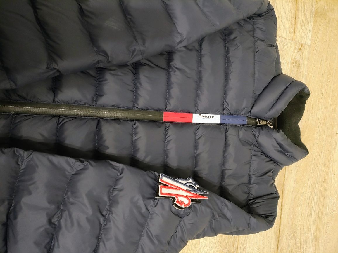 Мъжко яке Moncler