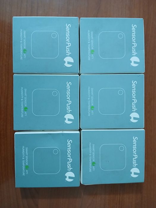 Vand senzori pentru umiditate și căldură prin Bluetooth noi în cutie