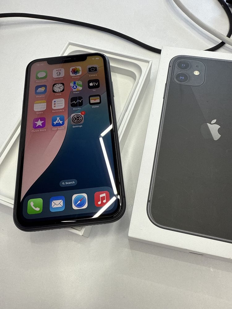 Iphone 11 128Gb Ca Nou la cutie  baterie 94% cu MDM