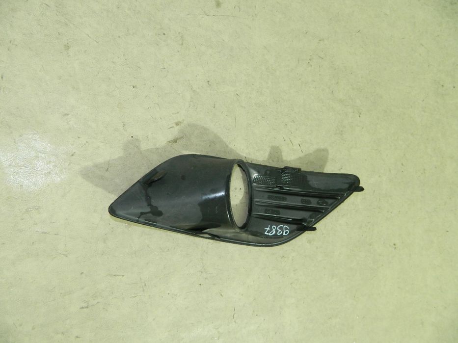 Grila proiector partea stanga, Ford Focus 2 facelift, 2008, 2009, 2010, 2011, 2012,, 8M51-R19953-A