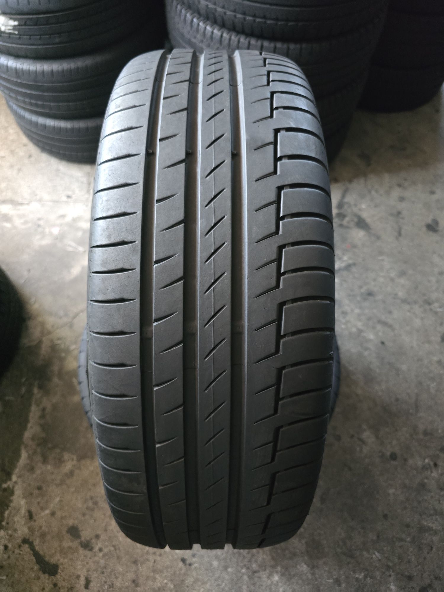 Continental 235/60 R18 107V vară