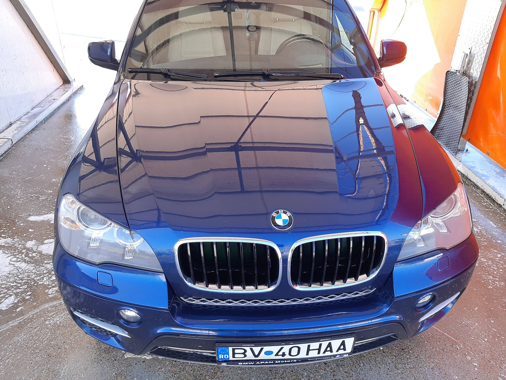 BMW X5 ,2011,245 CP