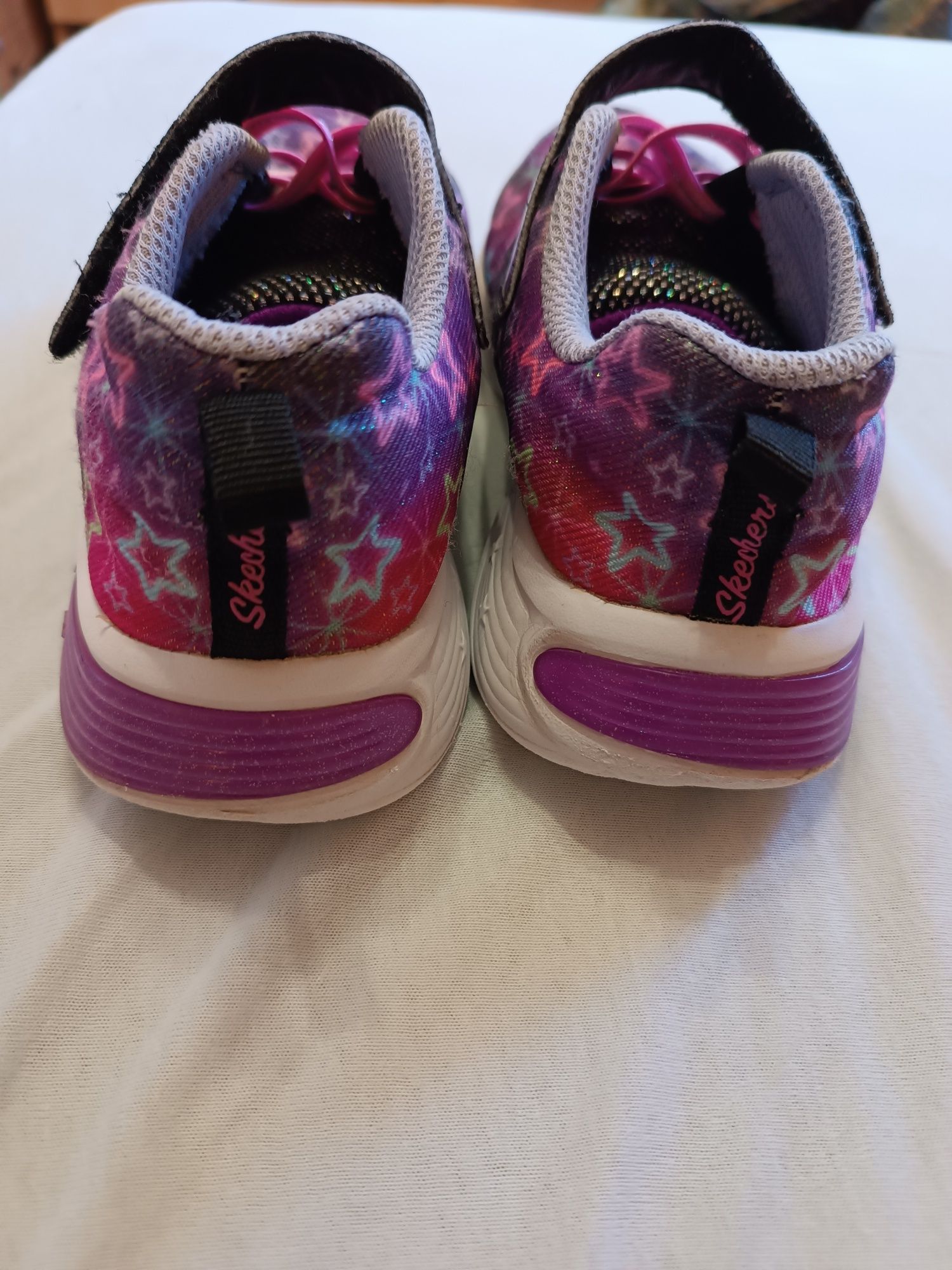 Skechers 30,31 номер