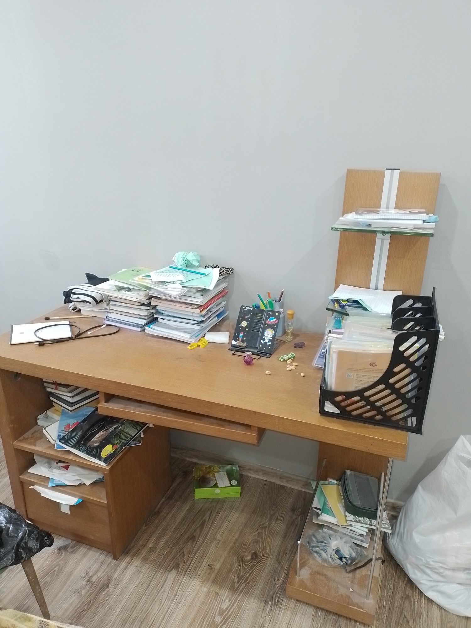Продам Компьютерный стол
