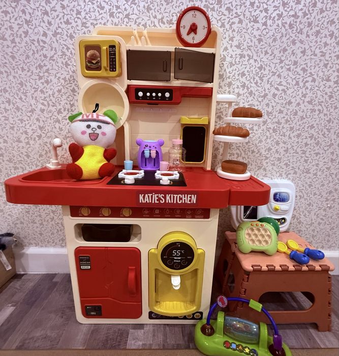Детская кухня стул игрушки за 15.000