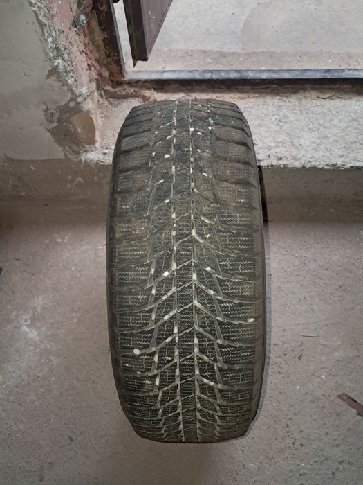 Продам зимние шины