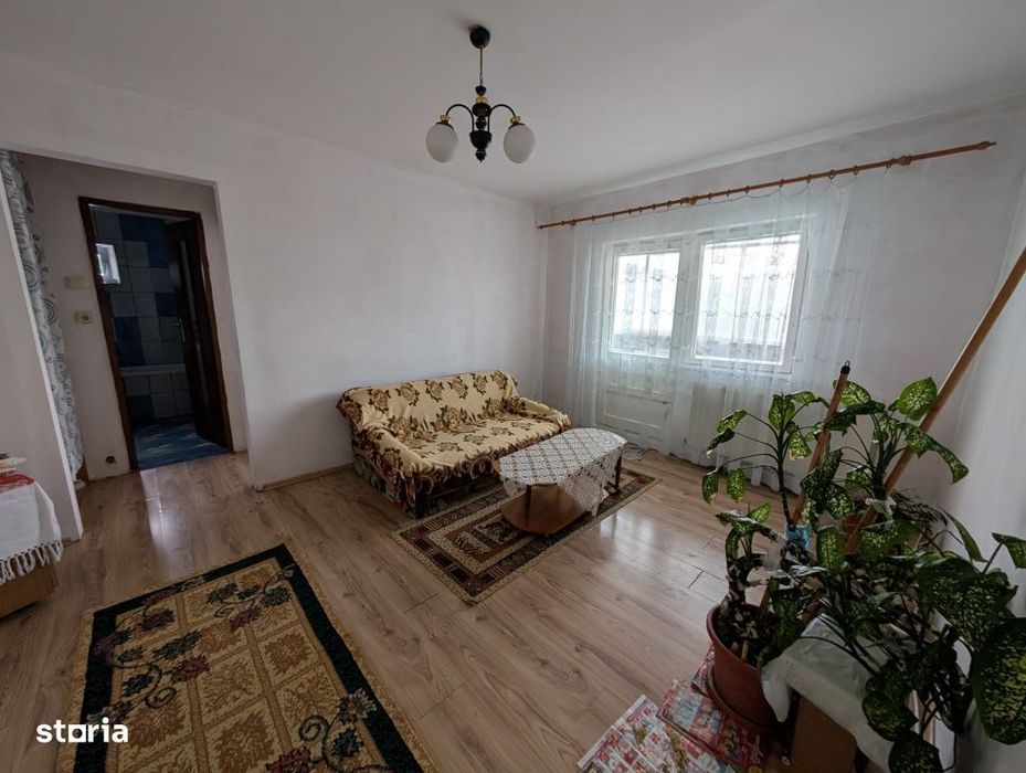 Bucovinei-Lizuca- 3 camere- bloc din 1982