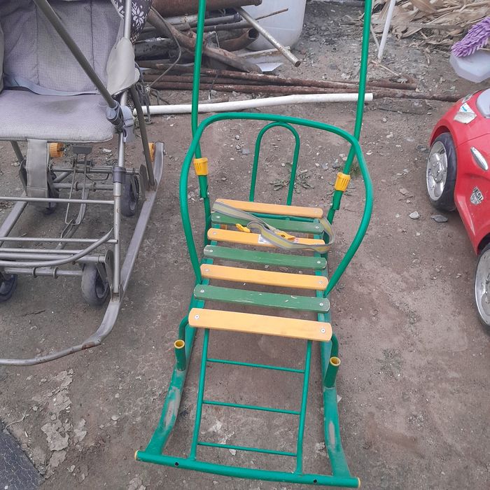 Продам сани с задними колесами