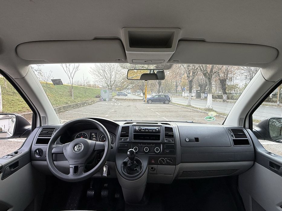 VW Transporter T5 2.0 Tdi 2014 Euro 5 cu 8+1 Locuri