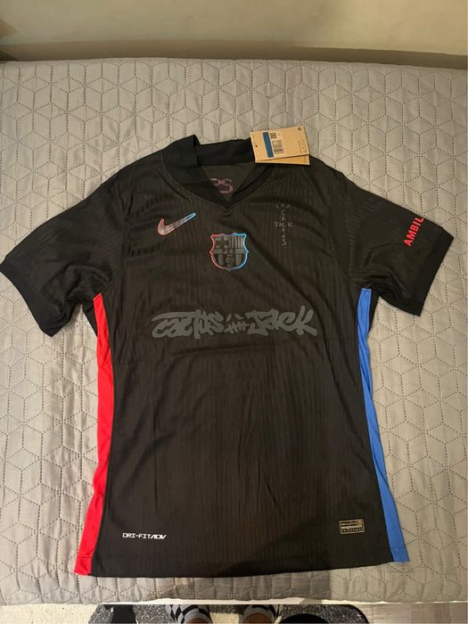 FC Barcelona x Travis Scott Visit > Black Edition тениска
