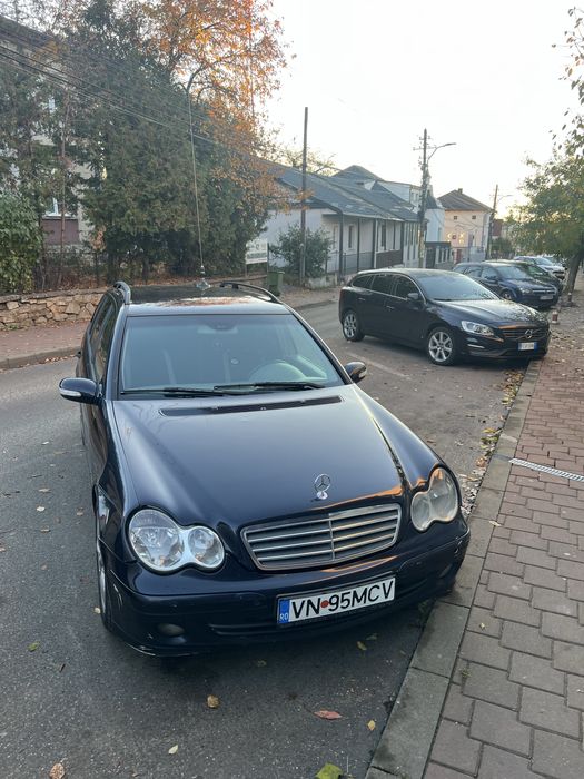 Vand sau schimb pret negociabil