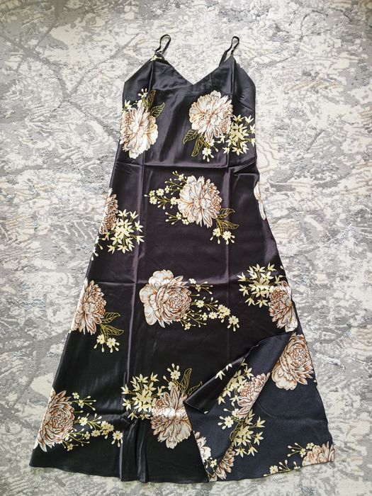 Продаётся платье