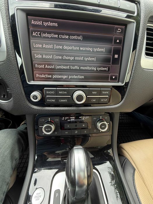 Volkswagen Touareg Exclusive R-line 3.0 TDI V6 (262 CP)  Euro 6!
