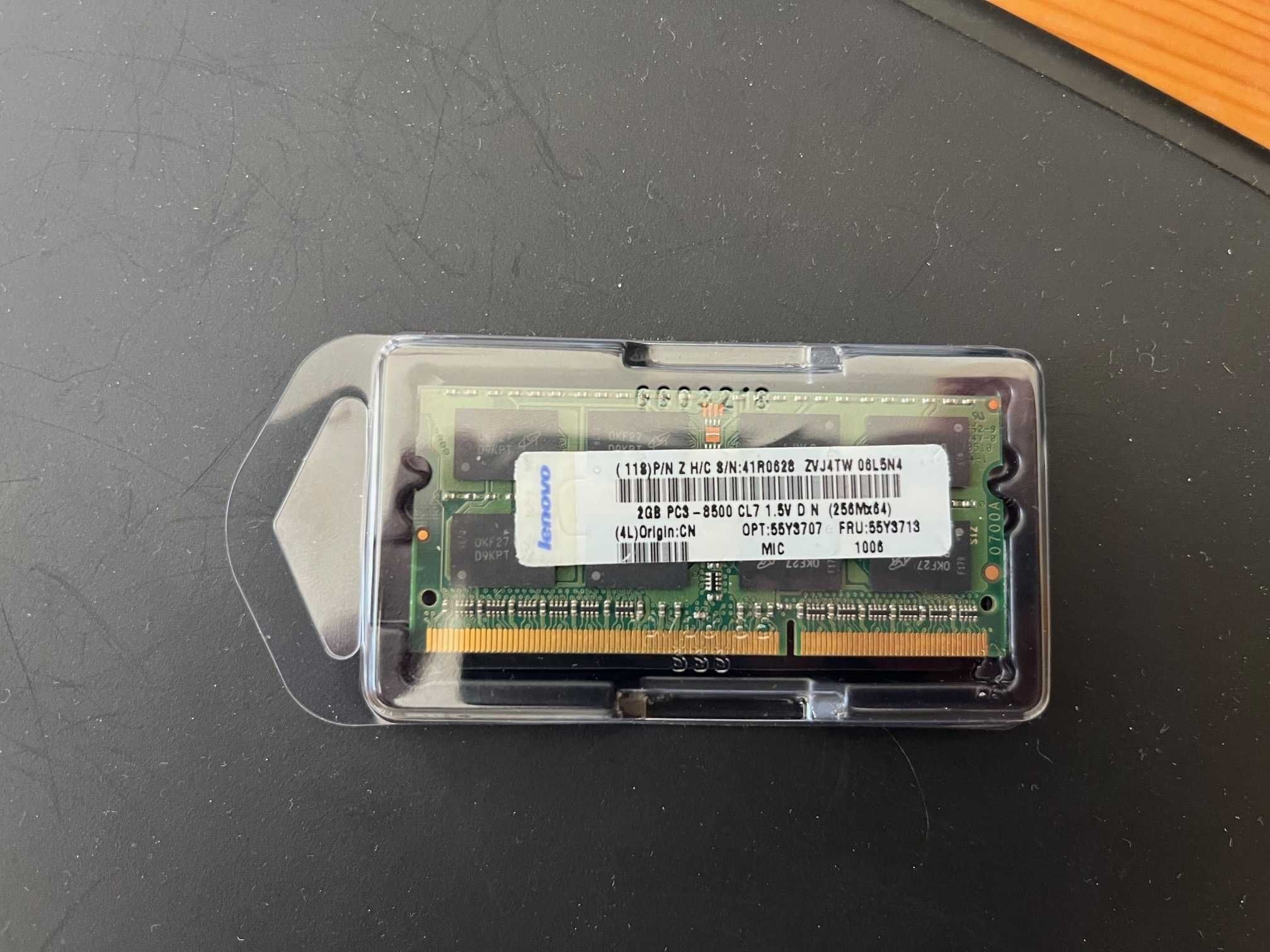 2 x 2GB DDR3 1066MHZ PC3-8500 204pin РАМ модула