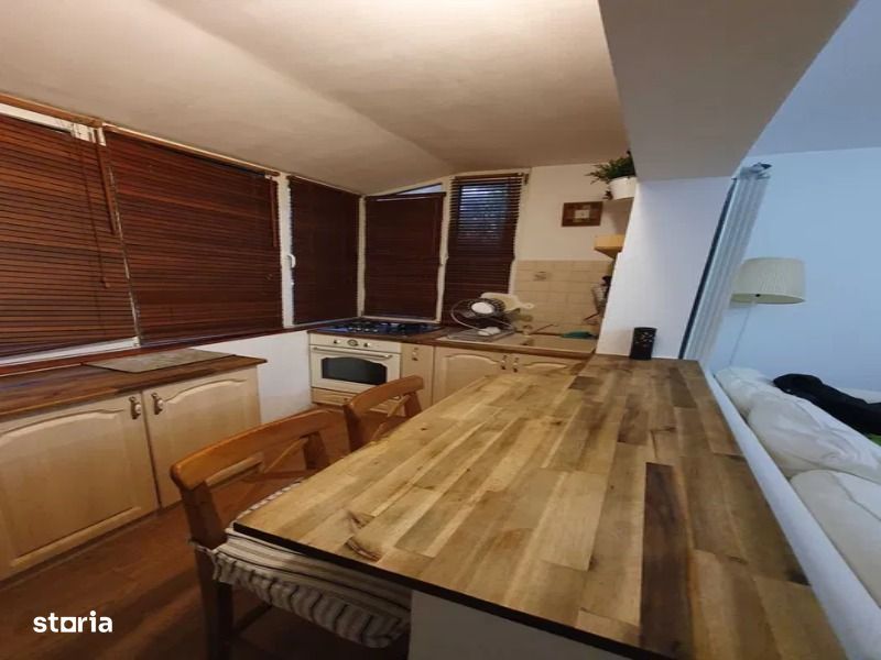 Apartament 3 camere-zona Modern-parter