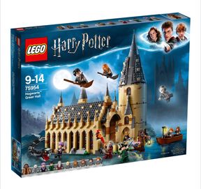 LEGO® Harry Potter™ - Hogwarts™ Great Hall 75954, 878 части
