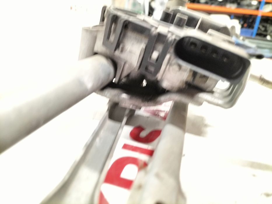 Моторче - механизъм предни чистачки VW Polo / Фолксваген Поло 2012г.