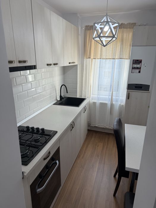 PF,inchiriez ap cu 2 camere in Pacurari,Alpha Bank