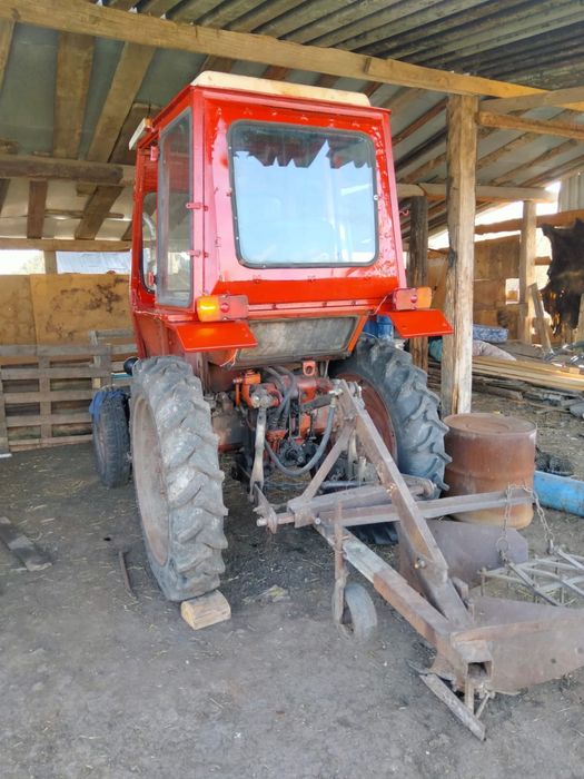 Продам трактор Т-25