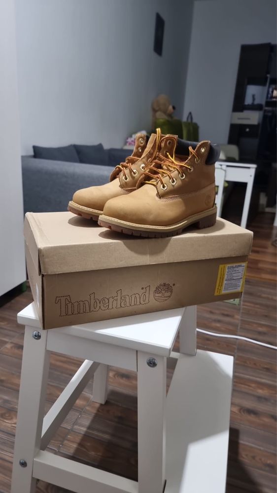 Ghete Timberland 32,5