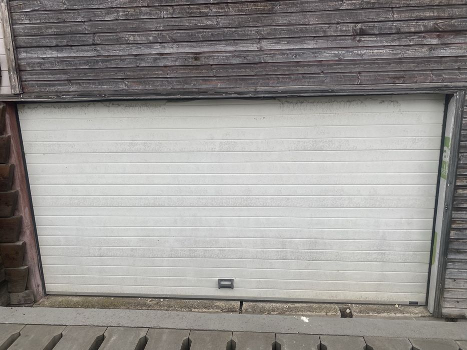 Usa pentru garaj 362 x 188