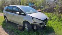 Dezmembrez Ford S-Max 2006 2.0 diesel