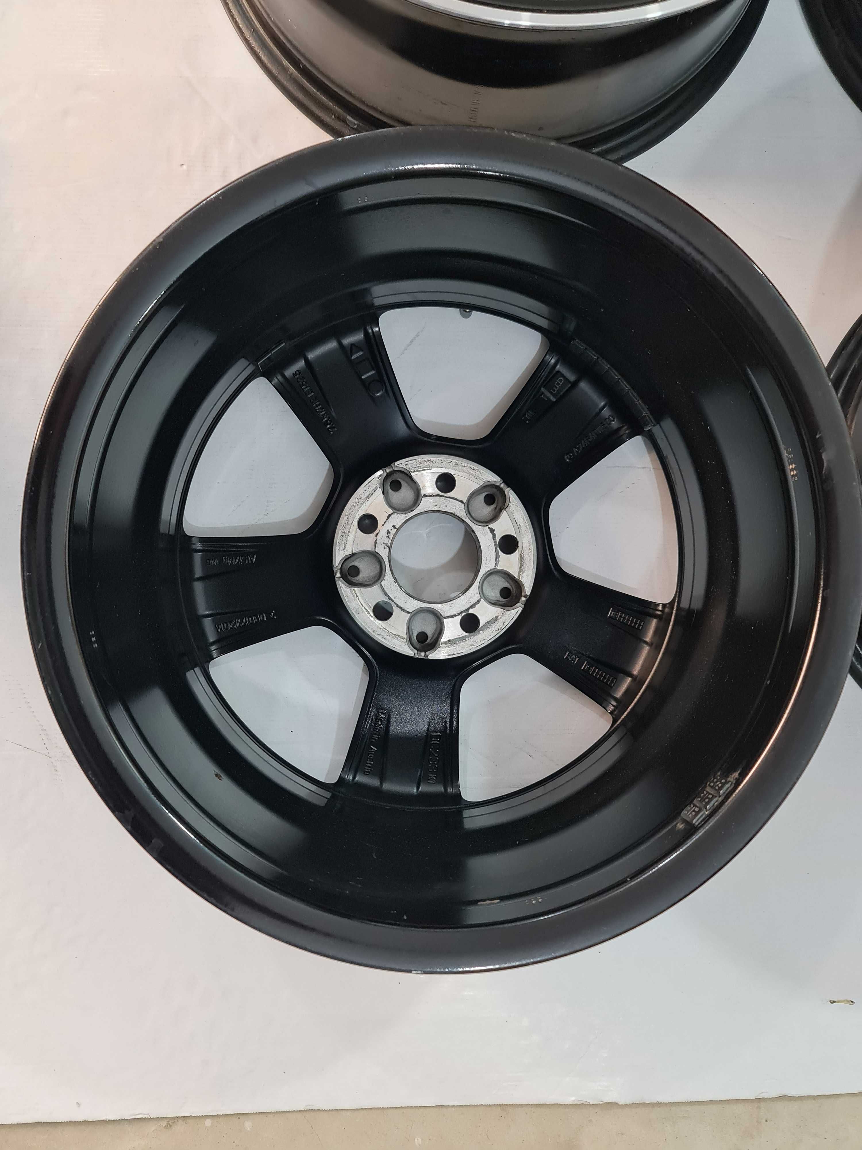 Jante 17 originale VW Golf, Caddy, Jetta, Touran 7.5Jx17 ET52 5x112