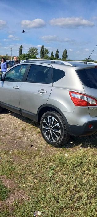Nissan qashqai 1.5 dti 03/2013 cu 199000 km