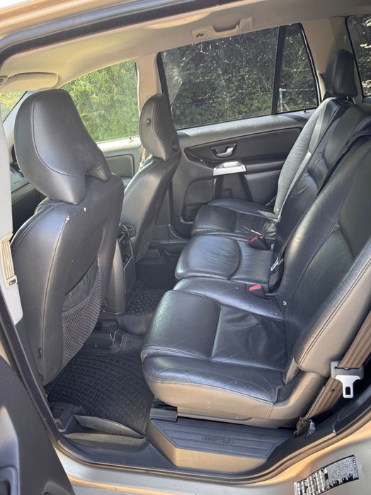 Volvo xc90 an 2004