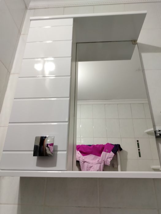 Продам шкаф в ванную