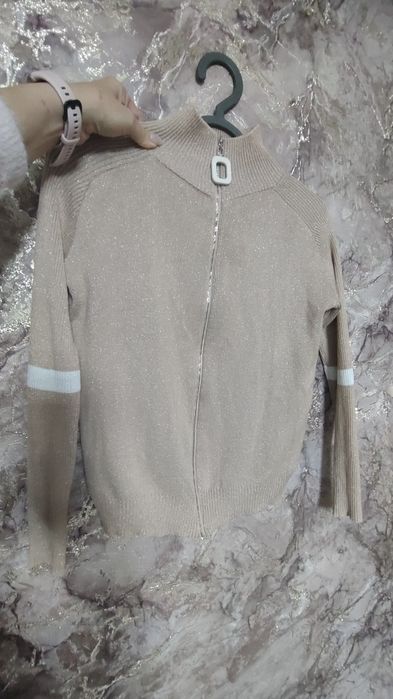 Вязаный костюм хорошего качества