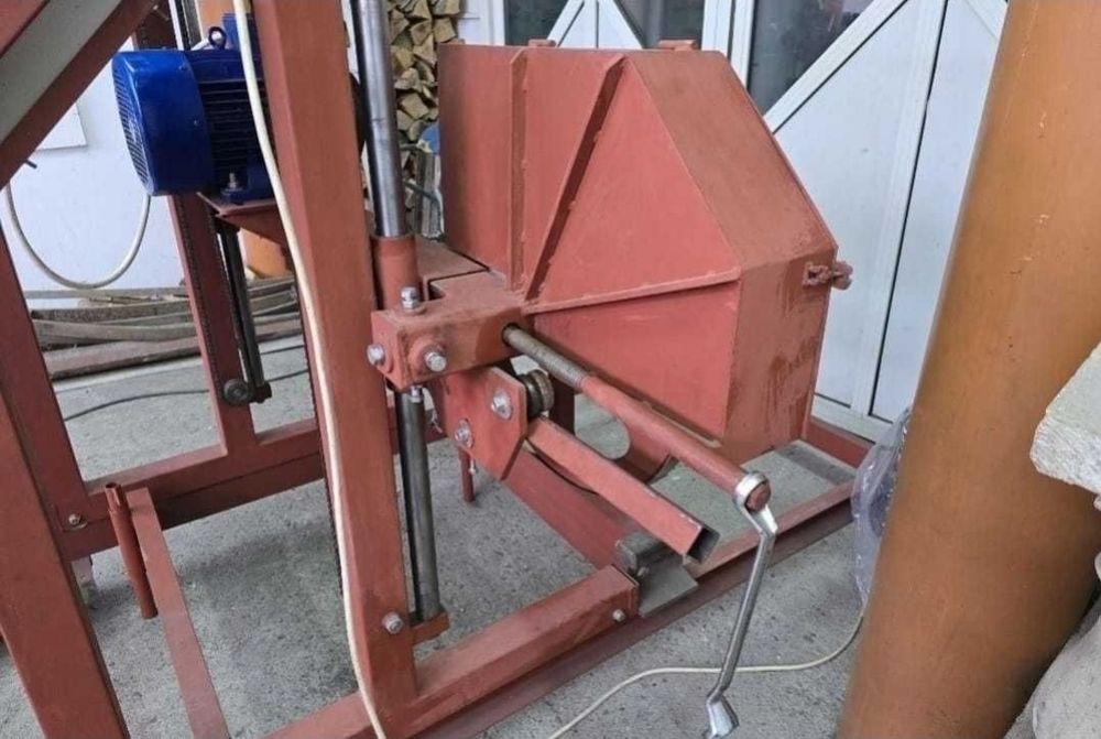 Gater banzic orizontal 7.5 kw nou. Si masina de ascuțit