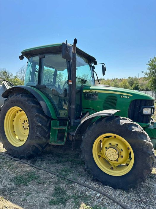 John Deere 5100R